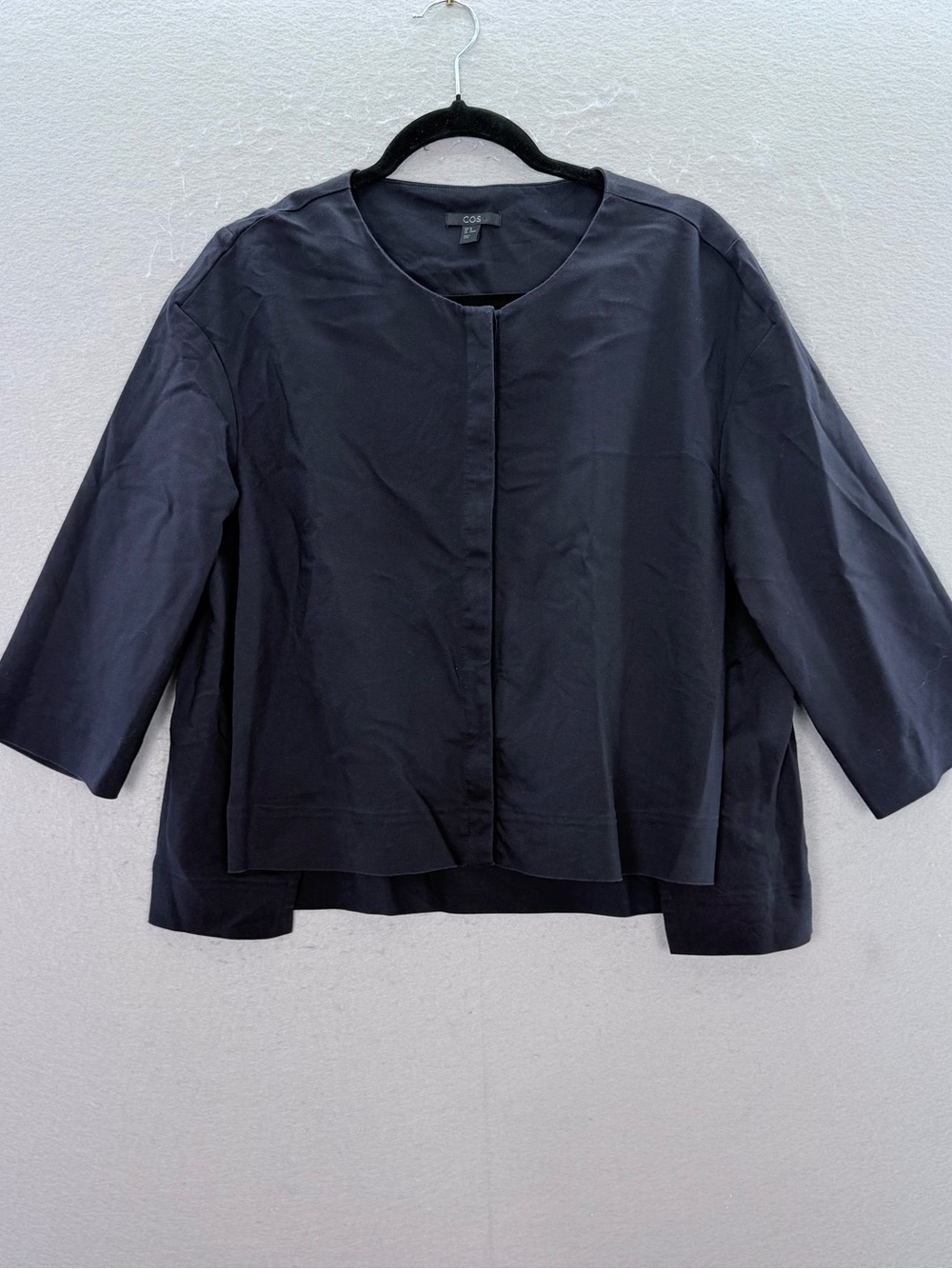 COS women navy Collarless blouse jacket
hidden placket button top 3/4 sleeve 10